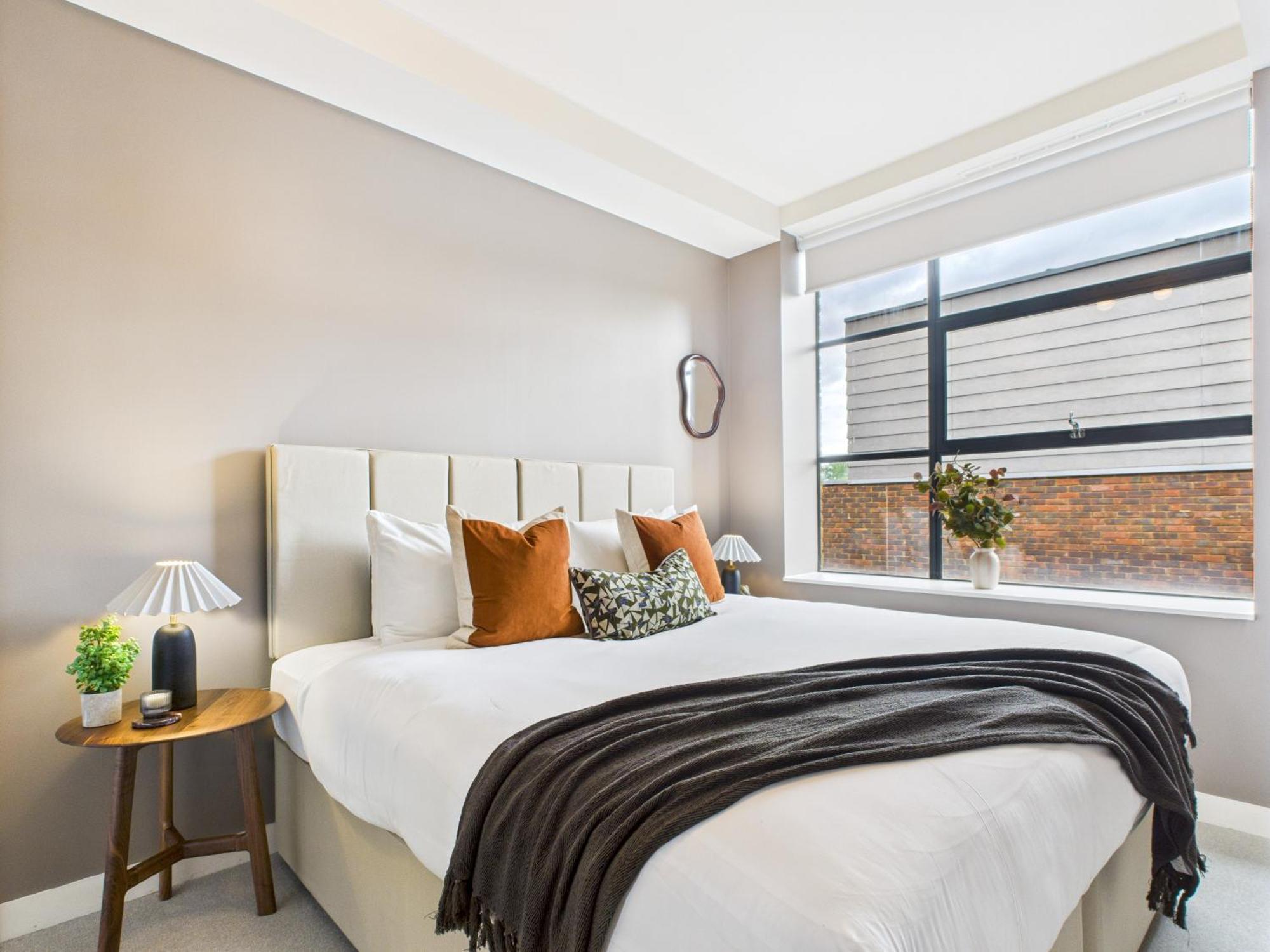 Be - The Old Street Residences Apartment *